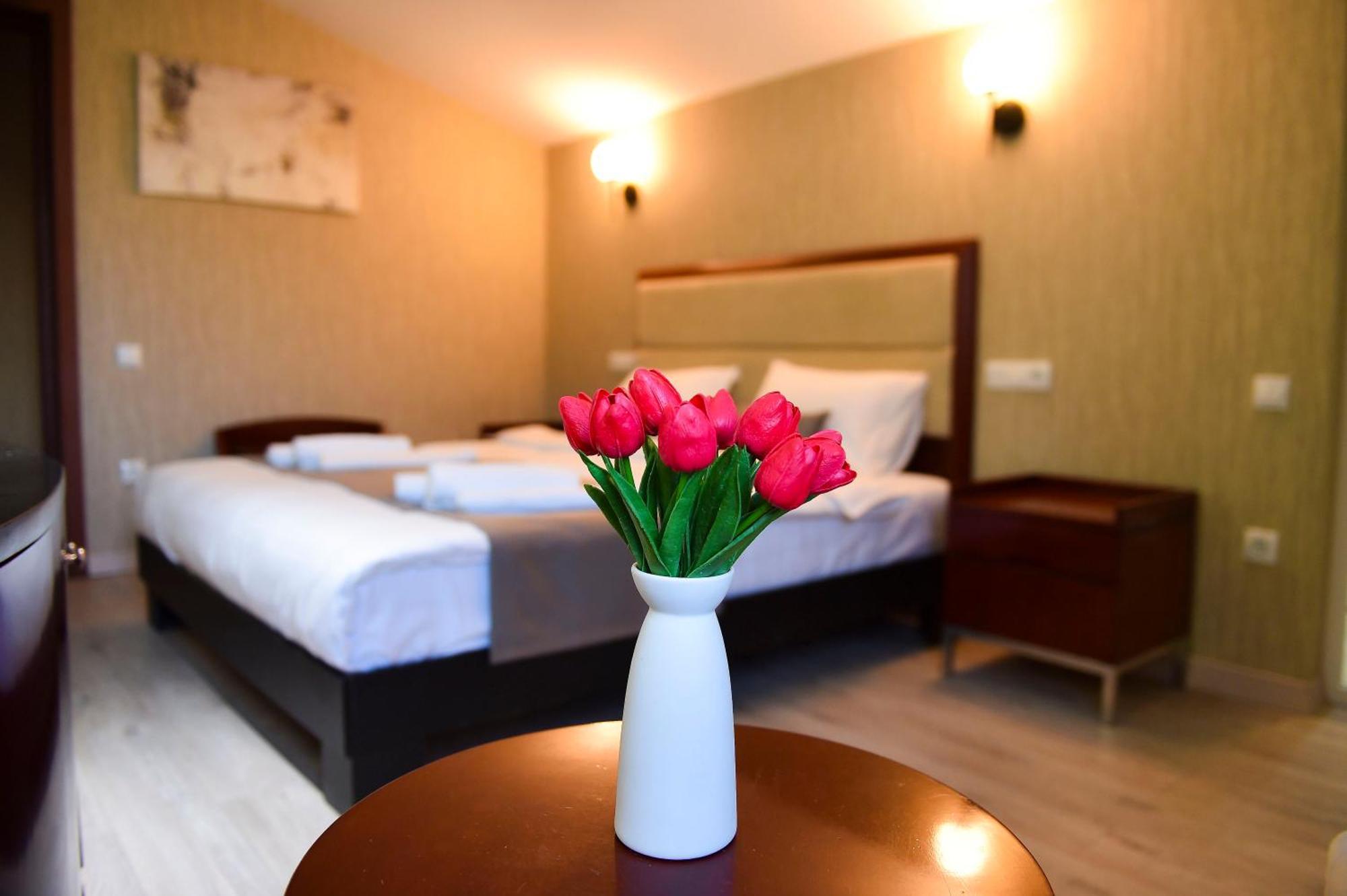 Kraveli Hotel Τυφλίδα Εξωτερικό φωτογραφία