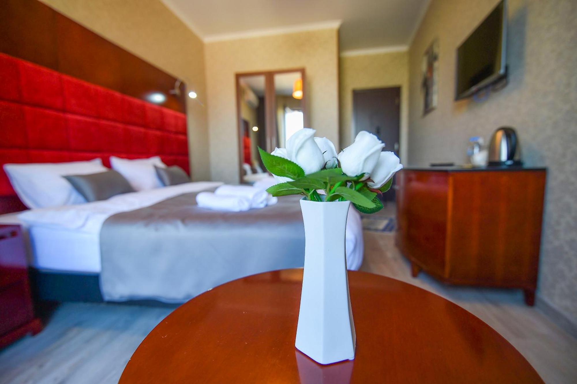 Kraveli Hotel Τυφλίδα Εξωτερικό φωτογραφία