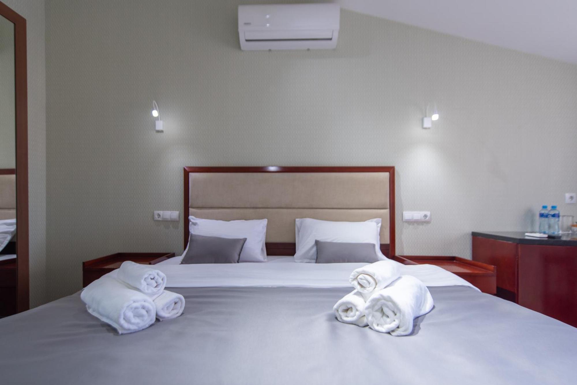 Kraveli Hotel Τυφλίδα Εξωτερικό φωτογραφία