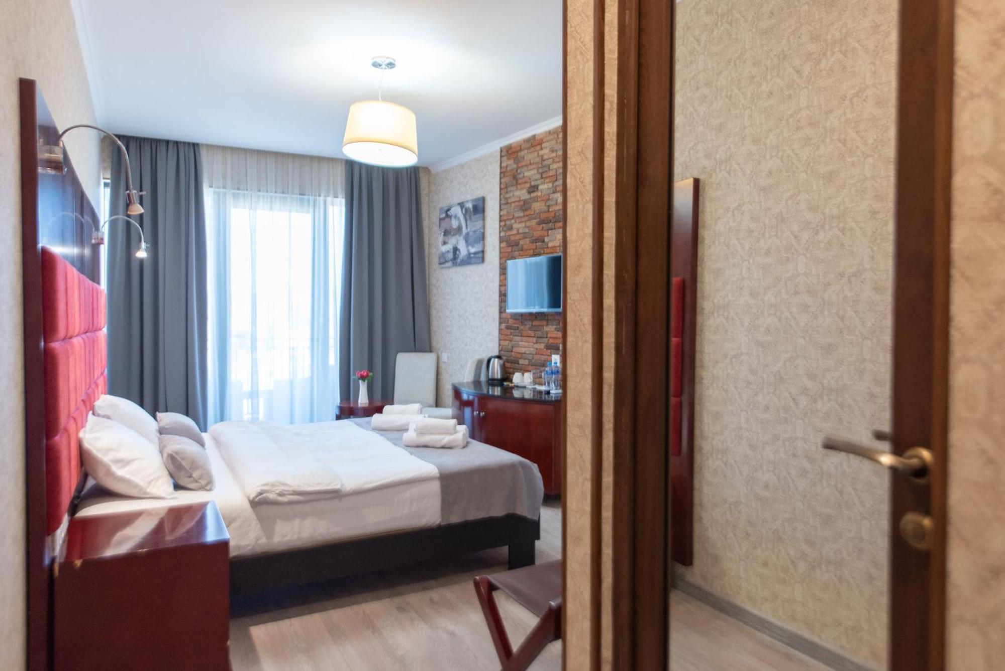 Kraveli Hotel Τυφλίδα Εξωτερικό φωτογραφία