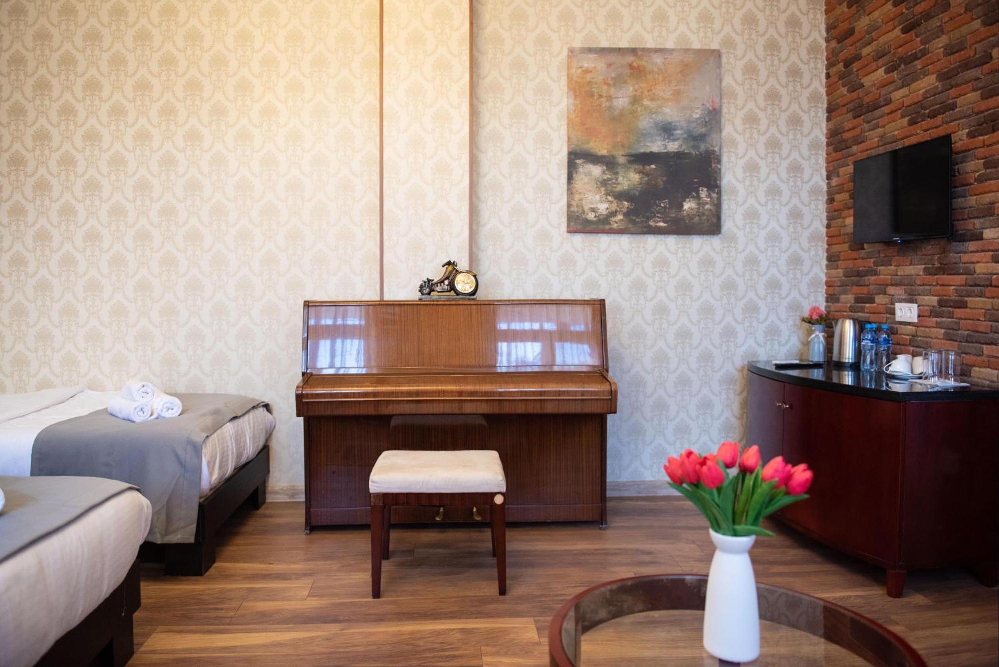 Kraveli Hotel Τυφλίδα Εξωτερικό φωτογραφία